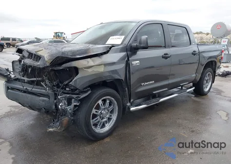 2018 Toyota Tundra Sr5 5.7L V8 z USA, uszkodzony, nr VIN 5TFEY5F13JX238882